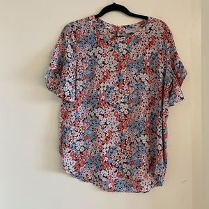 Loft M floral blouse great condition!